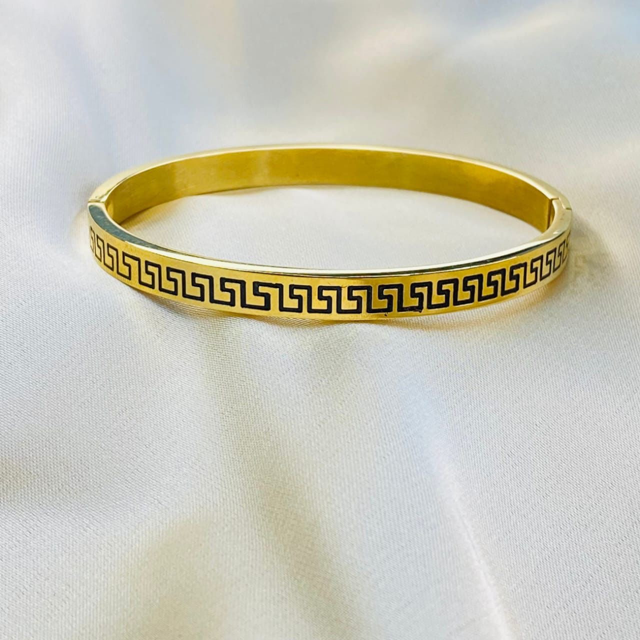 GREEK KEY CUFF