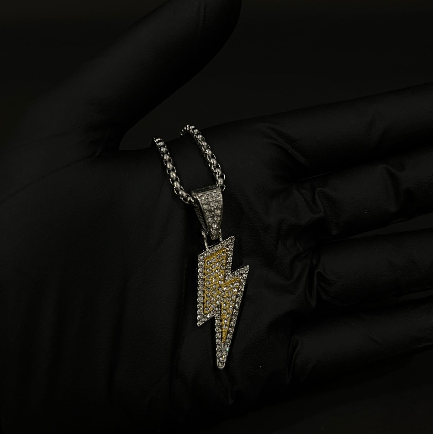 ICE THUNDER PENDANT