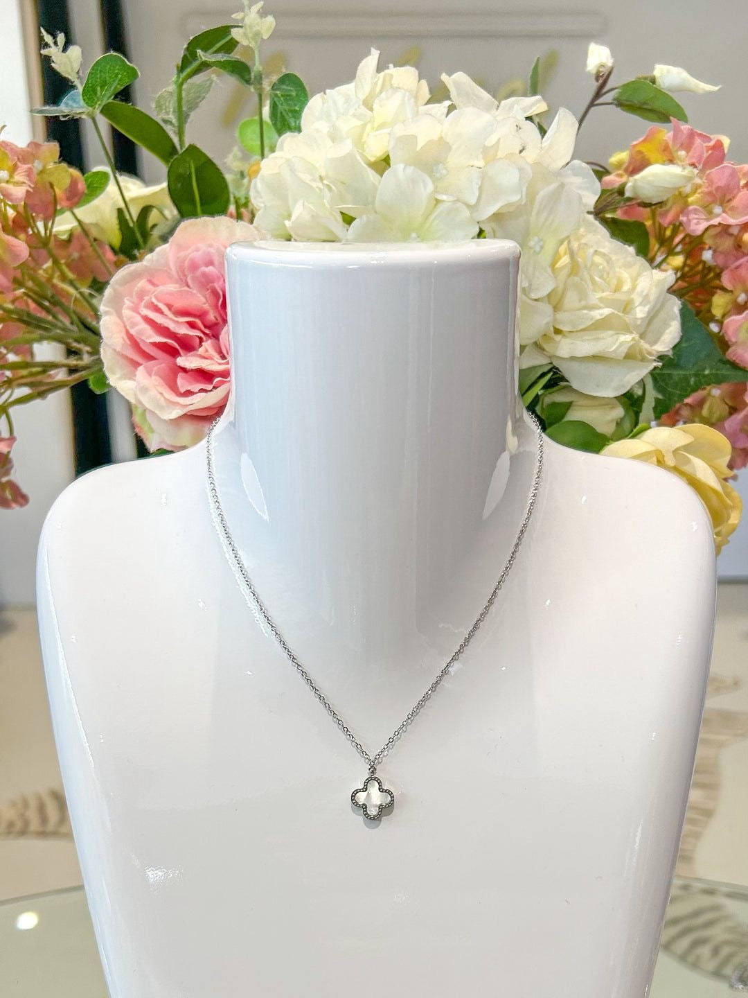 DUO COLOUR PENDANT